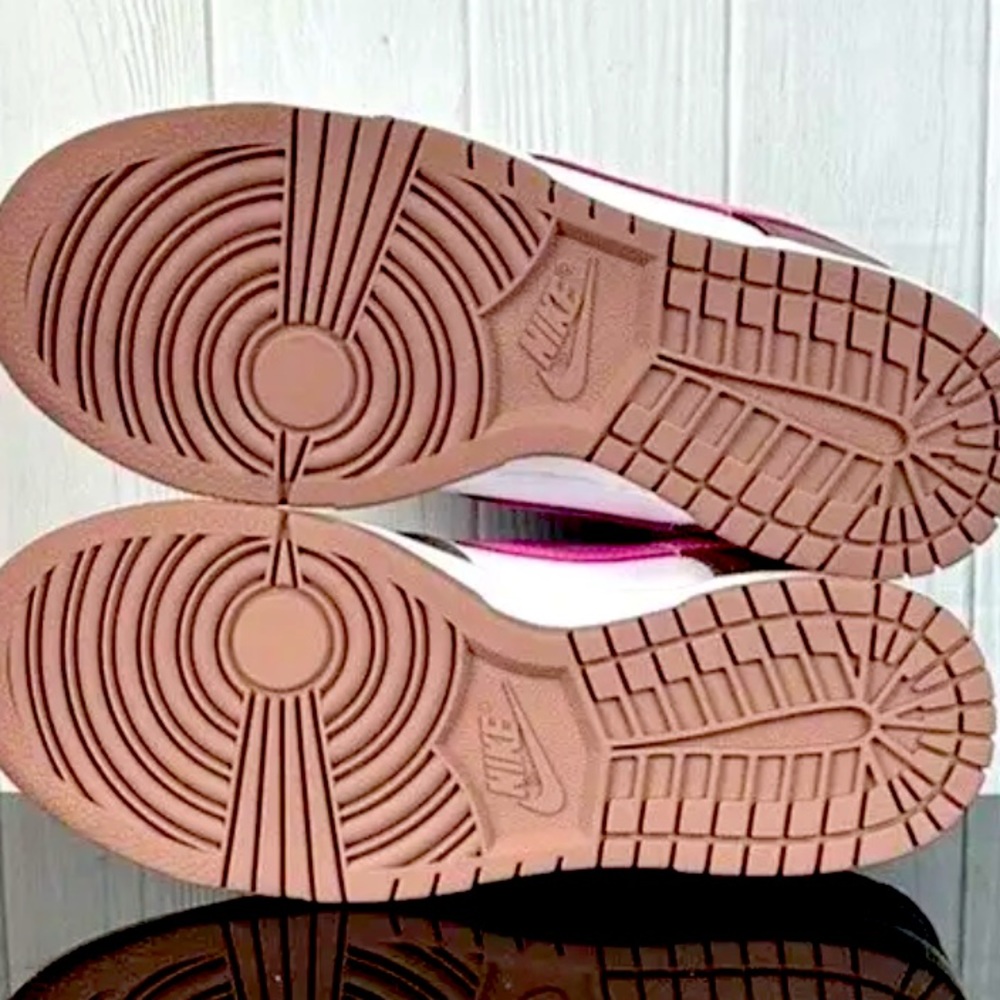 👛🤎💞 Nike Dunk Low Smokey Mauve SZ 9W / 7.5M 💞🤎👛 - Picture 5 of 5